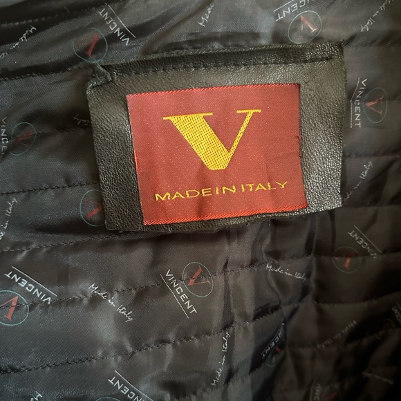 Men’s Leather Jacket - Picture 3 of 4